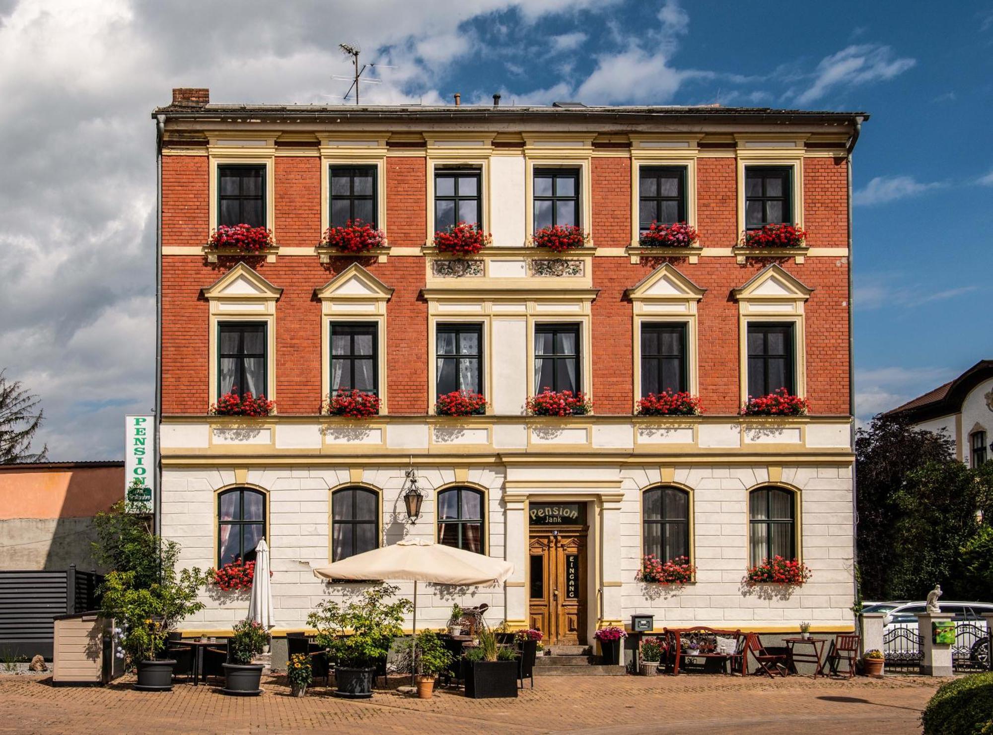 Отель Pension Am Stadtgraben Люббенау Экстерьер фото